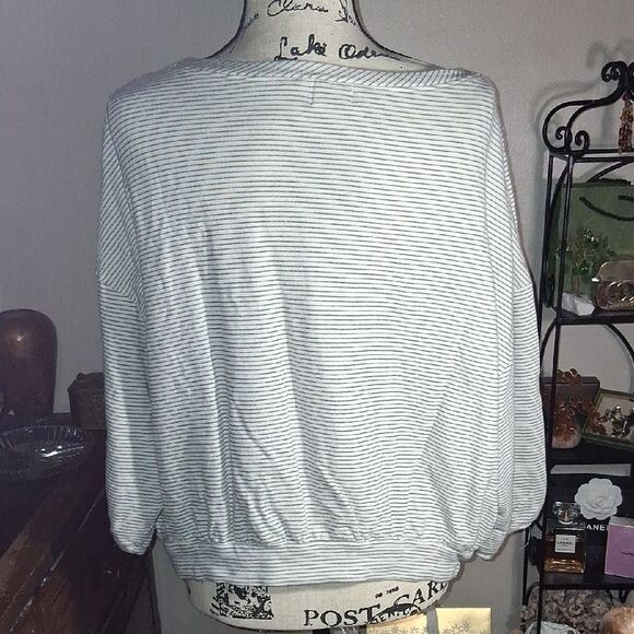 Anthropologie Postmark Striped Off-Shoulder Top with Tie Front Xlarge - Picture 6 of 9